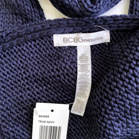 BCBGeneration Heart Knit Pom Pom Muffler Scarf - Picture 5 of 5